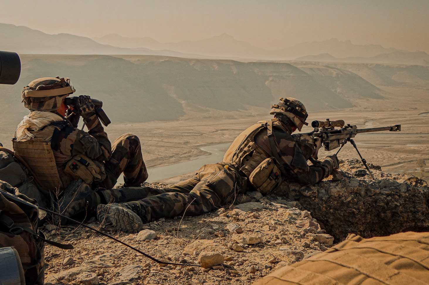 PGM Hécate II de première génération entre les mains d'un tireur d'élite de l'armée française en Afghanistan